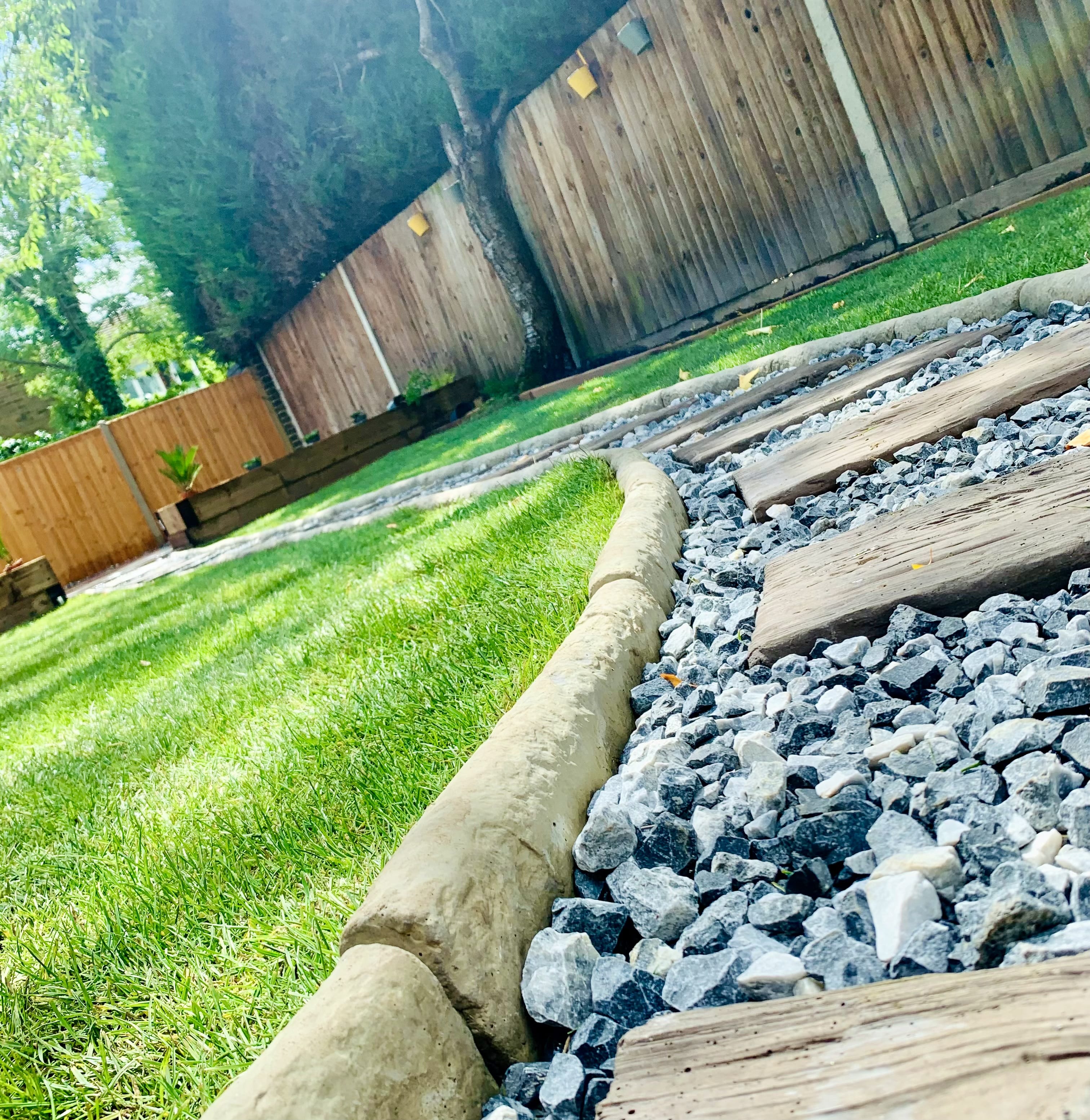 Outdoor pergola structure